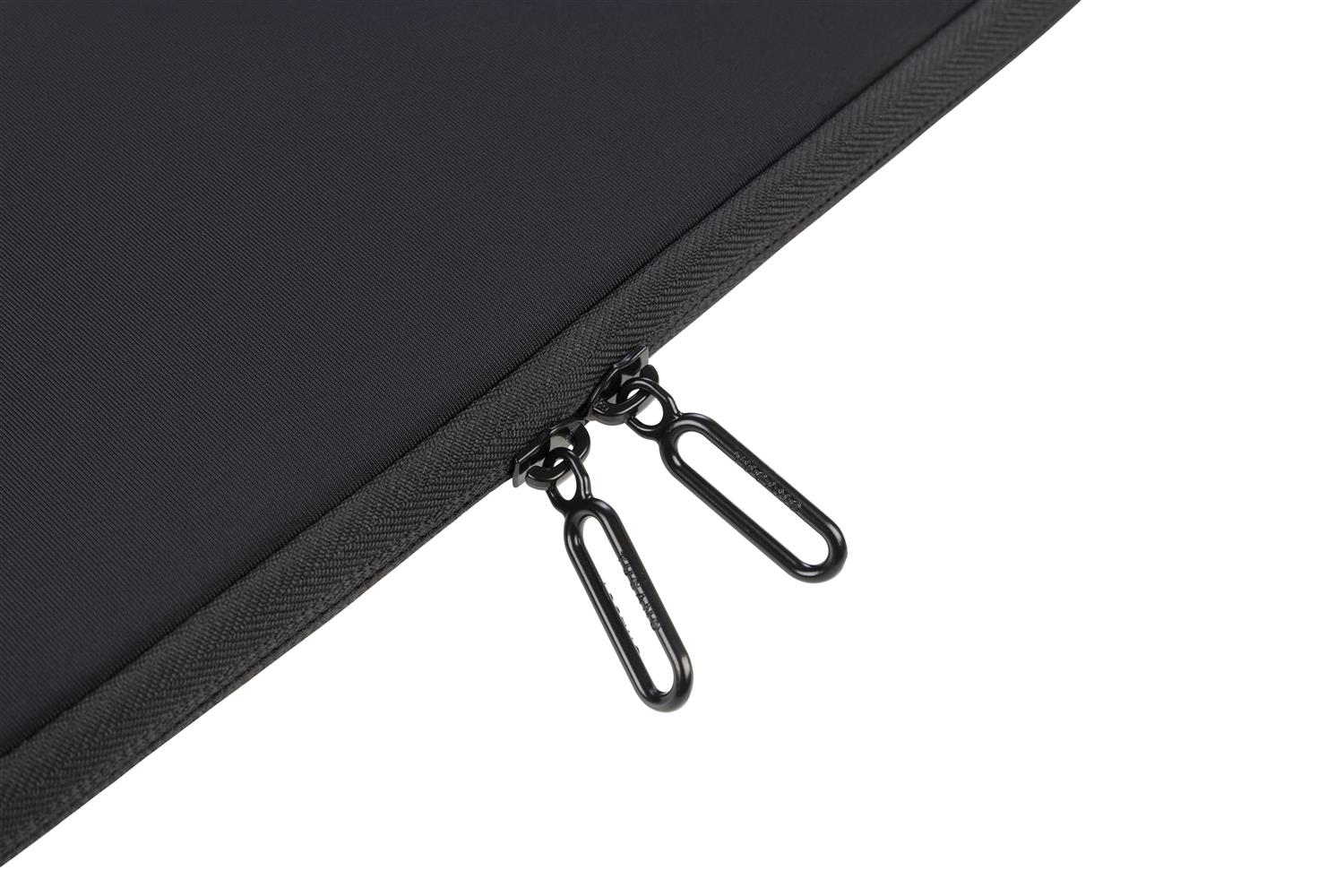 Tucano Second Skin Elements Neopren Hülle für Apple MacBook Air 15 Zoll in Schwarz