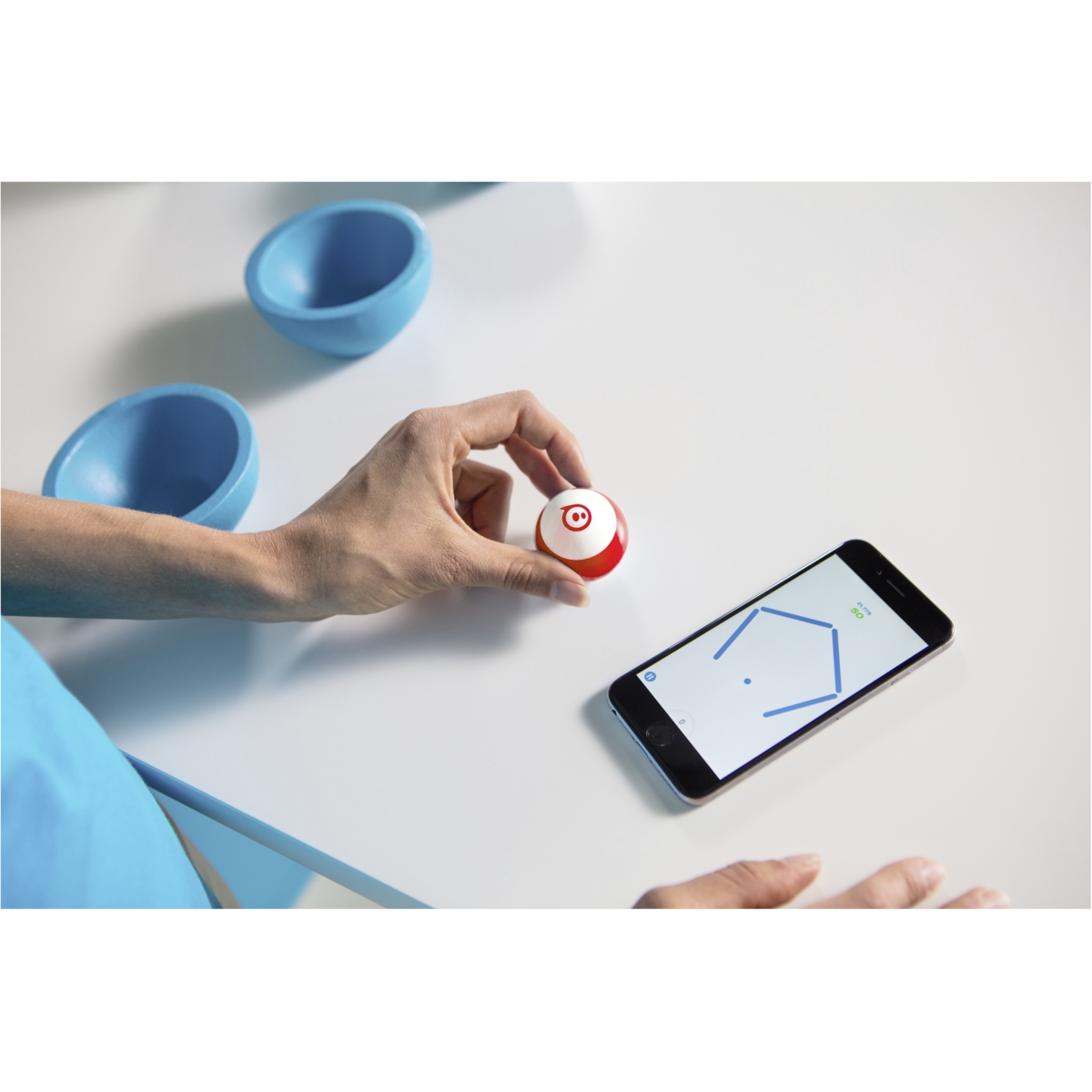 Sphero Mini - der App-gesteuerte Roboterball in Rot