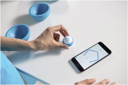 Sphero Mini - der App-gesteuerte Roboterball in Blau
