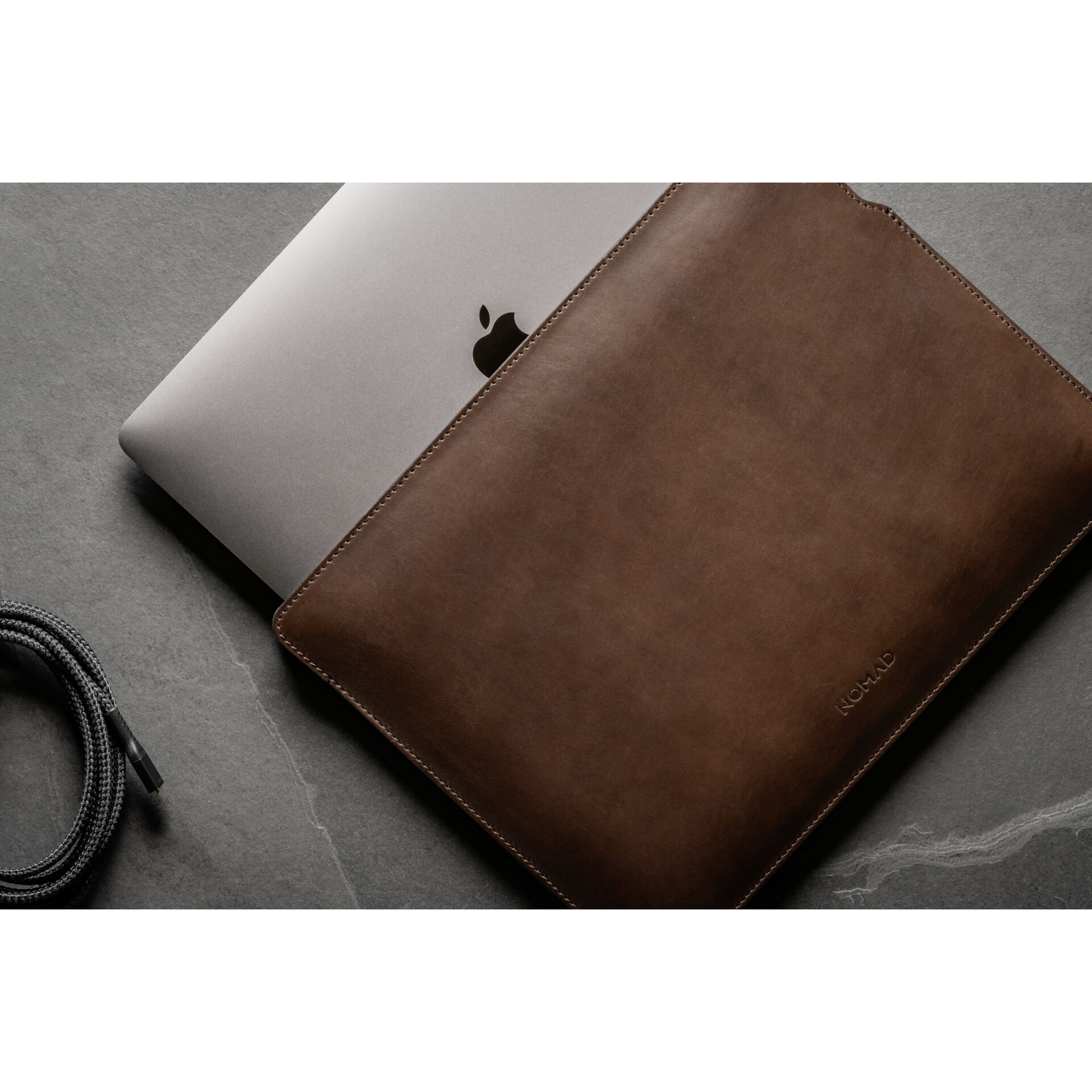 Nomad Sleeve für MacBook Pro 13-Inch - Rustic Brown Leather